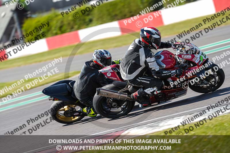 donington no limits trackday;donington park photographs;donington trackday photographs;no limits trackdays;peter wileman photography;trackday digital images;trackday photos